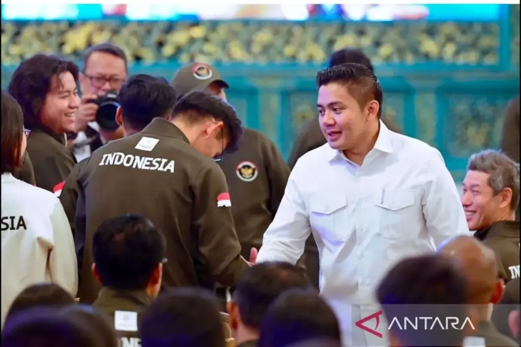 Seskab Teddy Sampaikan Presiden Soal Bonus Atlet SEA Games 2025 Sekretaris Kabinet Teddy Indra Wijaya