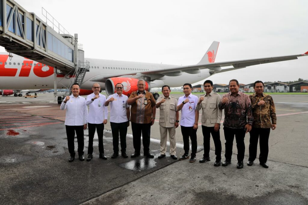 Kemendagri Gandeng Lion Group Kirim 1.132 Praja IPDN ke Aceh Tamiang Kemendagri kolaborasi dengan Lion Group dalam mendukung percepatan pemulihan pascabencana di Kabupaten Aceh Tamiang, Provinsi Aceh. (Dok: Kemendagri)