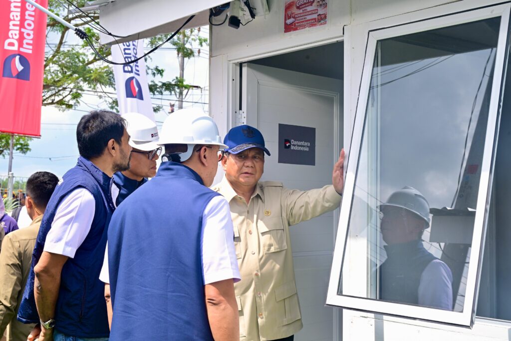 Presiden Prabowo Puji Gerak Cepat Danantara Bangun 600 Huntara di Aceh Tamiang Presiden Prabowo Subianto meninjau lokasi pembangunan rumah hunian Danantara di Kabupaten Aceh Tamiang, Provinsi Aceh, pada Kamis, 1 Januari 2026. Foto: BPMI Setpres/Rusman